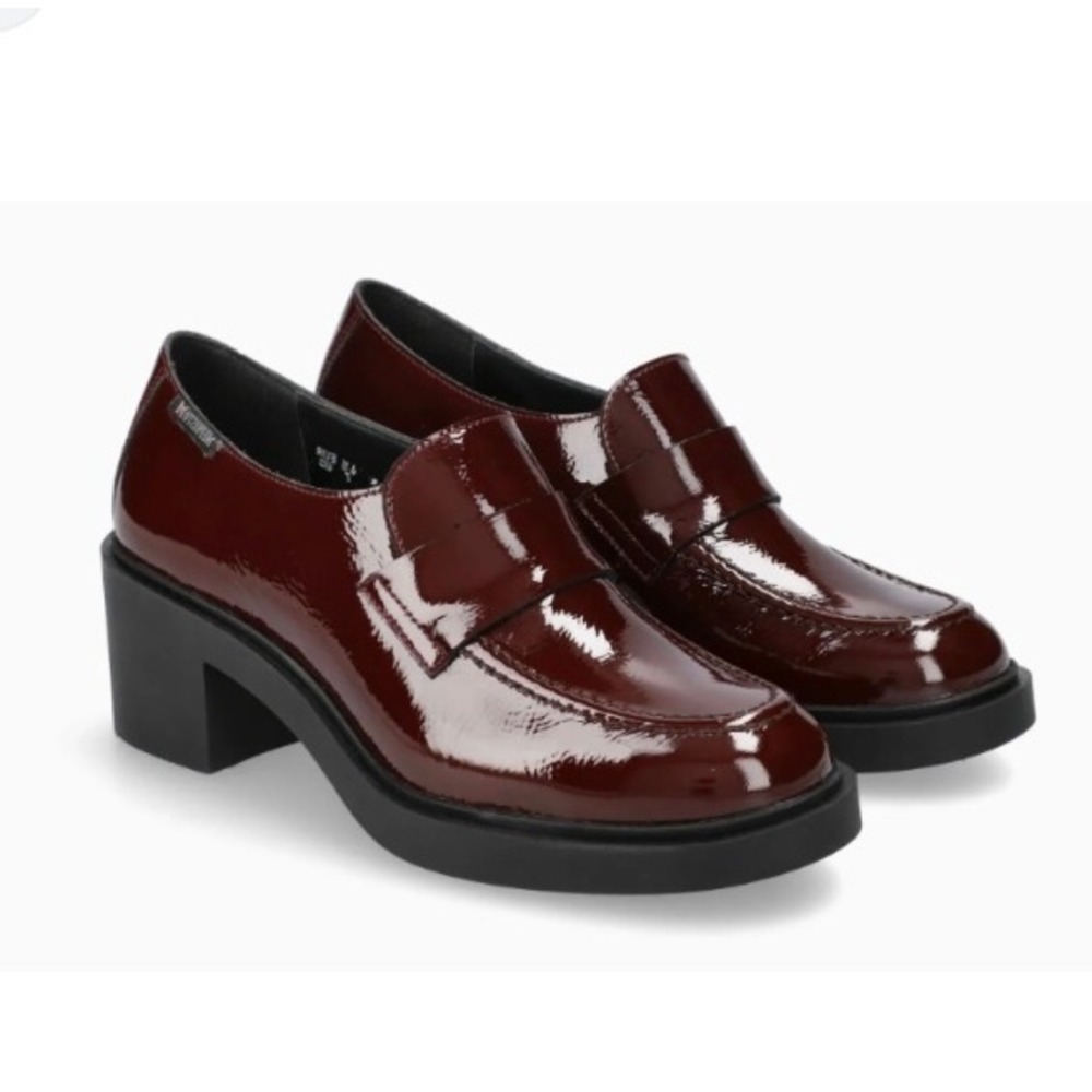 Mephisto Pamelia Oxblood Patent Leather Block Heel Size 8.5